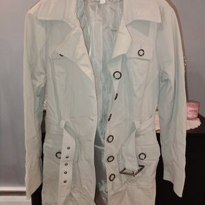 Chic Light Beige Pre Loved Three Quarter Trench Coat with Belt